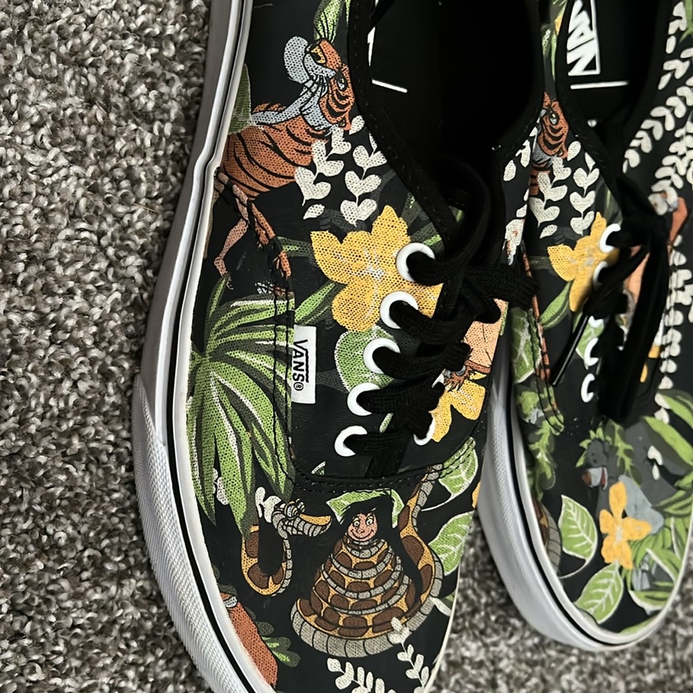 RARE Jungle Book Disney Vans - Picture 3 of 4